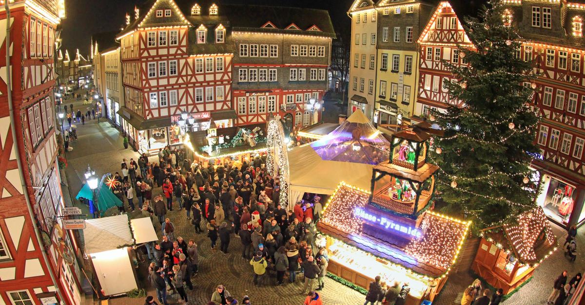 Weihnachtsmarkt kehrt auf den Marktplatz in Herborn zurück